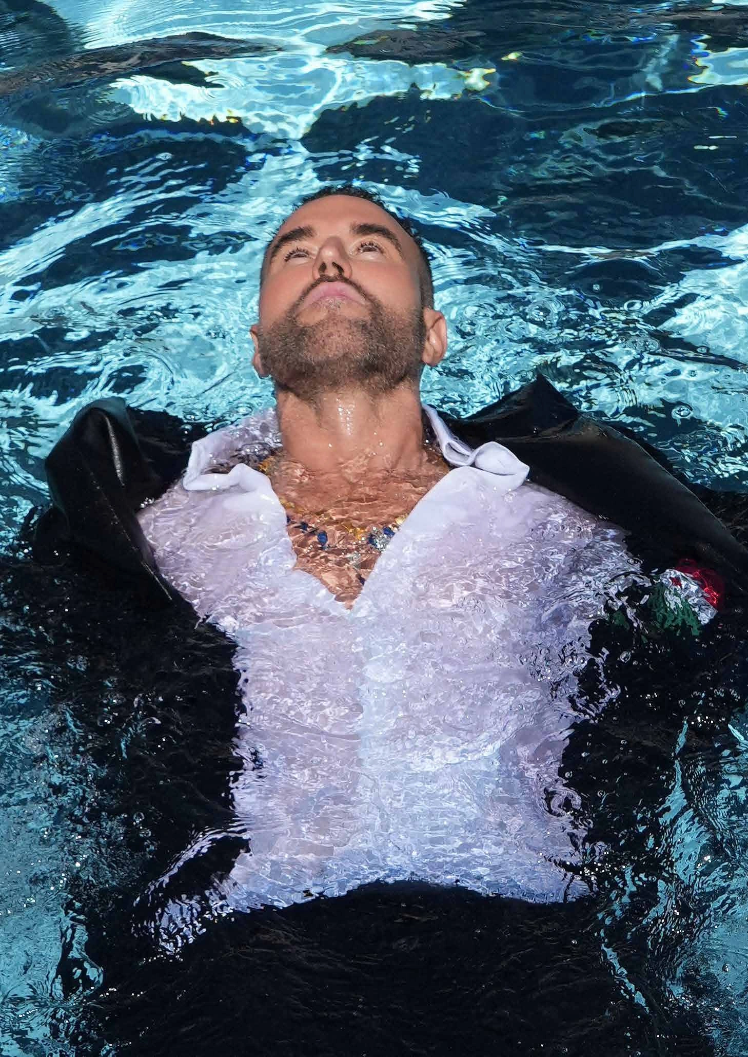 Philipp Plein im Pool
